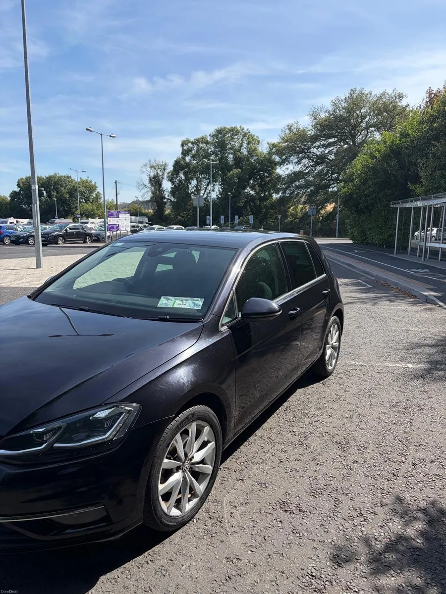 Volkswagen Golf 2018 automatic - Image 2