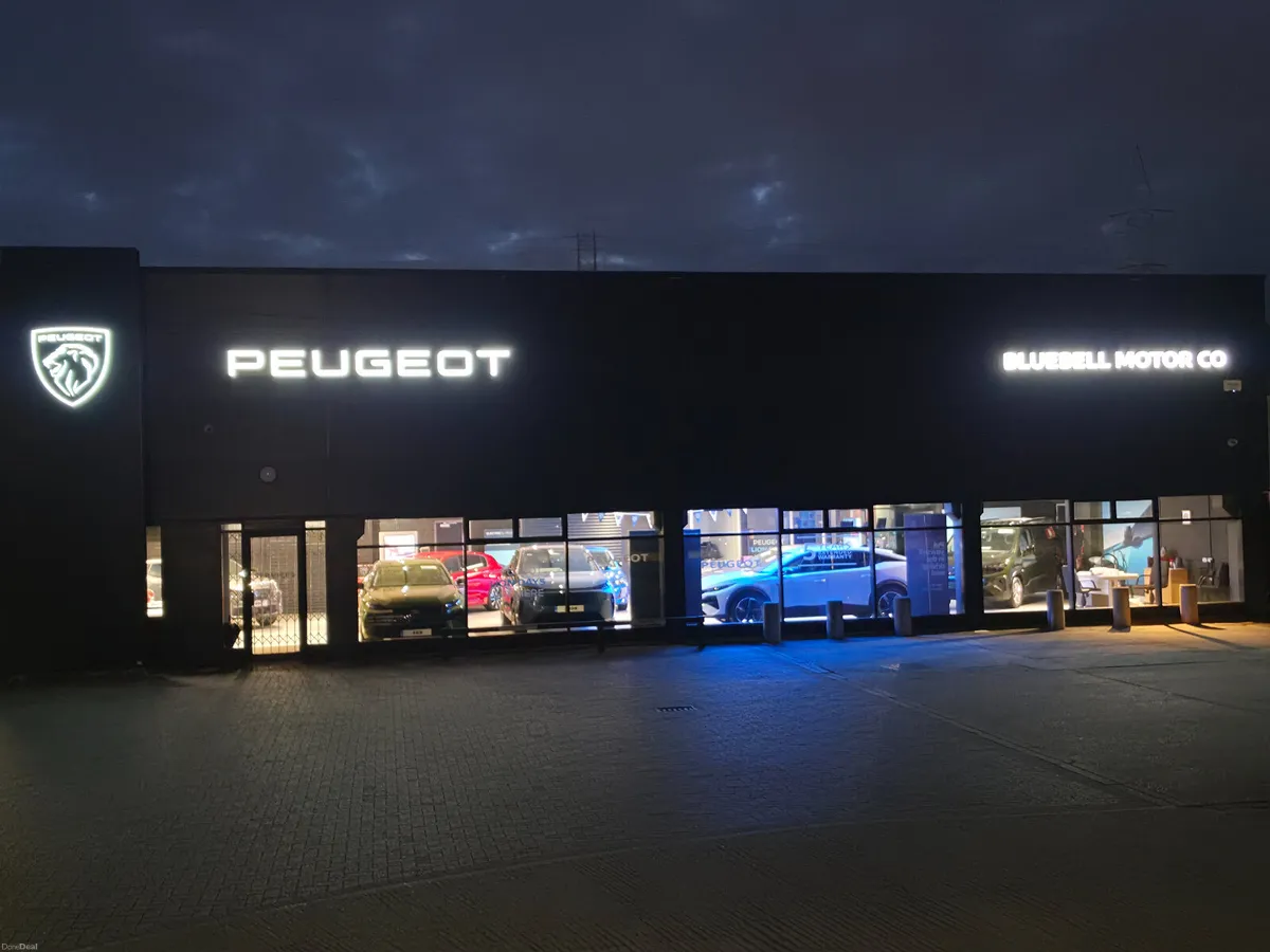 Peugeot 3008 2023 - Image 1
