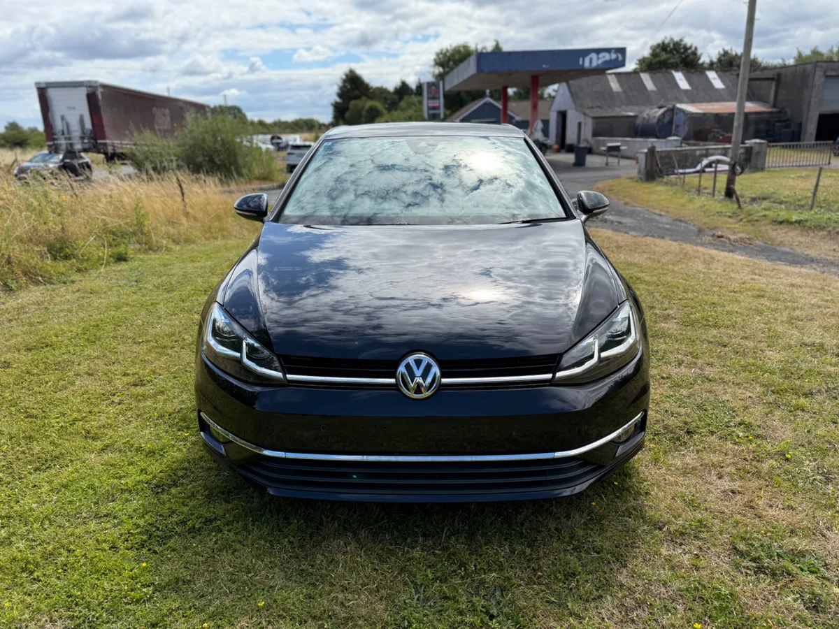 VW GOLF 2020 1.2L PETROL AUTOMATIC VERY LOW MILEAG - Image 1