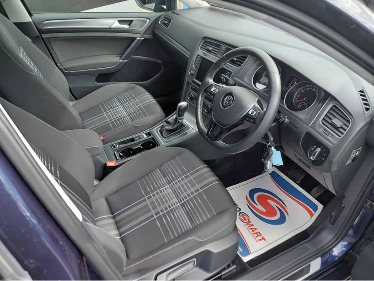 Volkswagen Golf VW Golf 1.2tsi petrol, auto, 17 al - Image 4