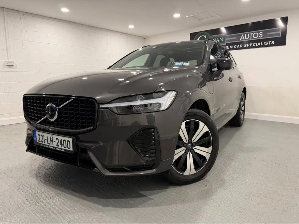 Volvo XC60 2.0 T6 PLUS DARK 350BHP AWD ***MEGA SPE - Image 5