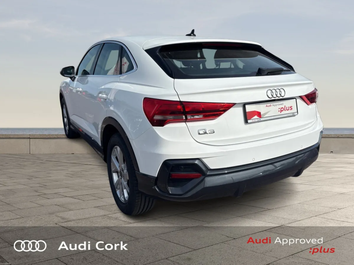 Audi Q3 1.5 35TFSI 150BHP SE WITH COMFORT PACK, UP - Image 5