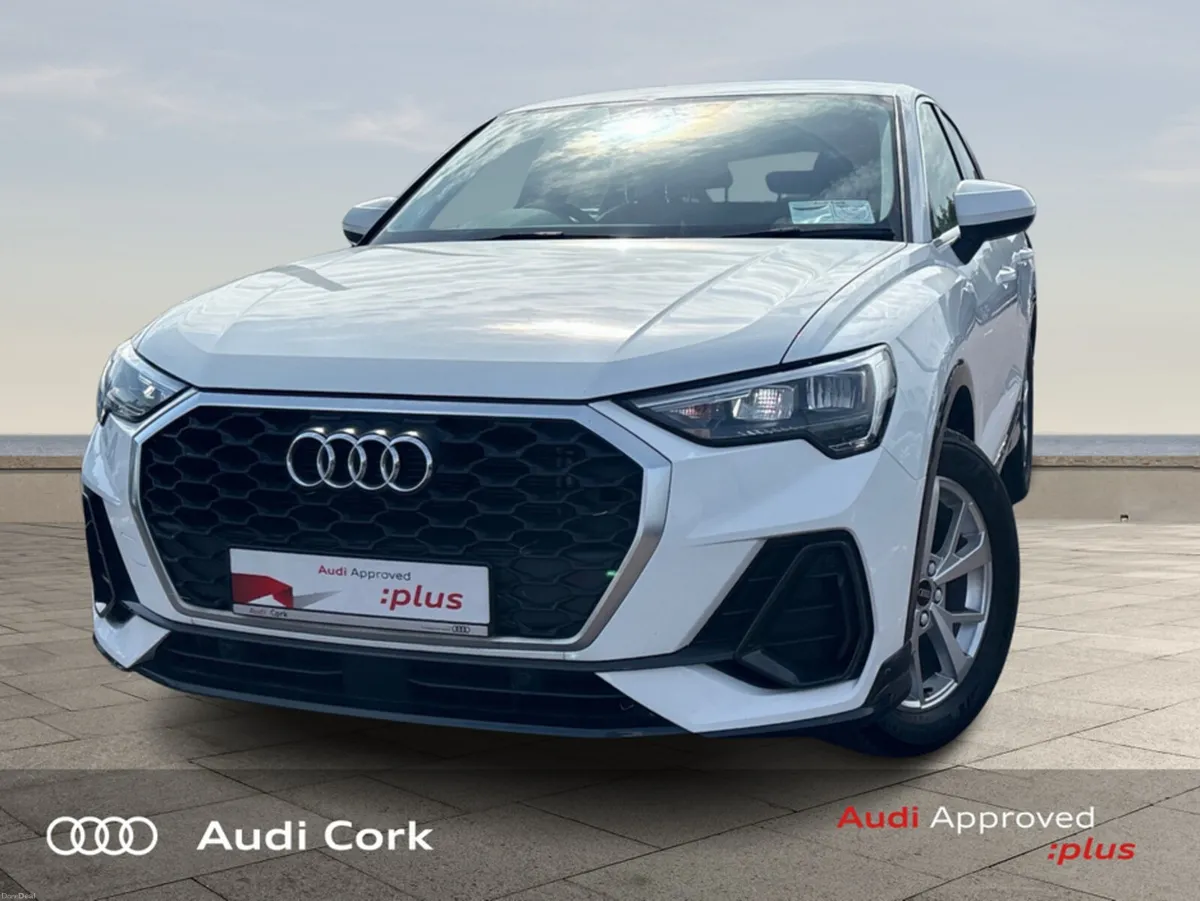 Audi Q3 1.5 35TFSI 150BHP SE WITH COMFORT PACK, UP - Image 3