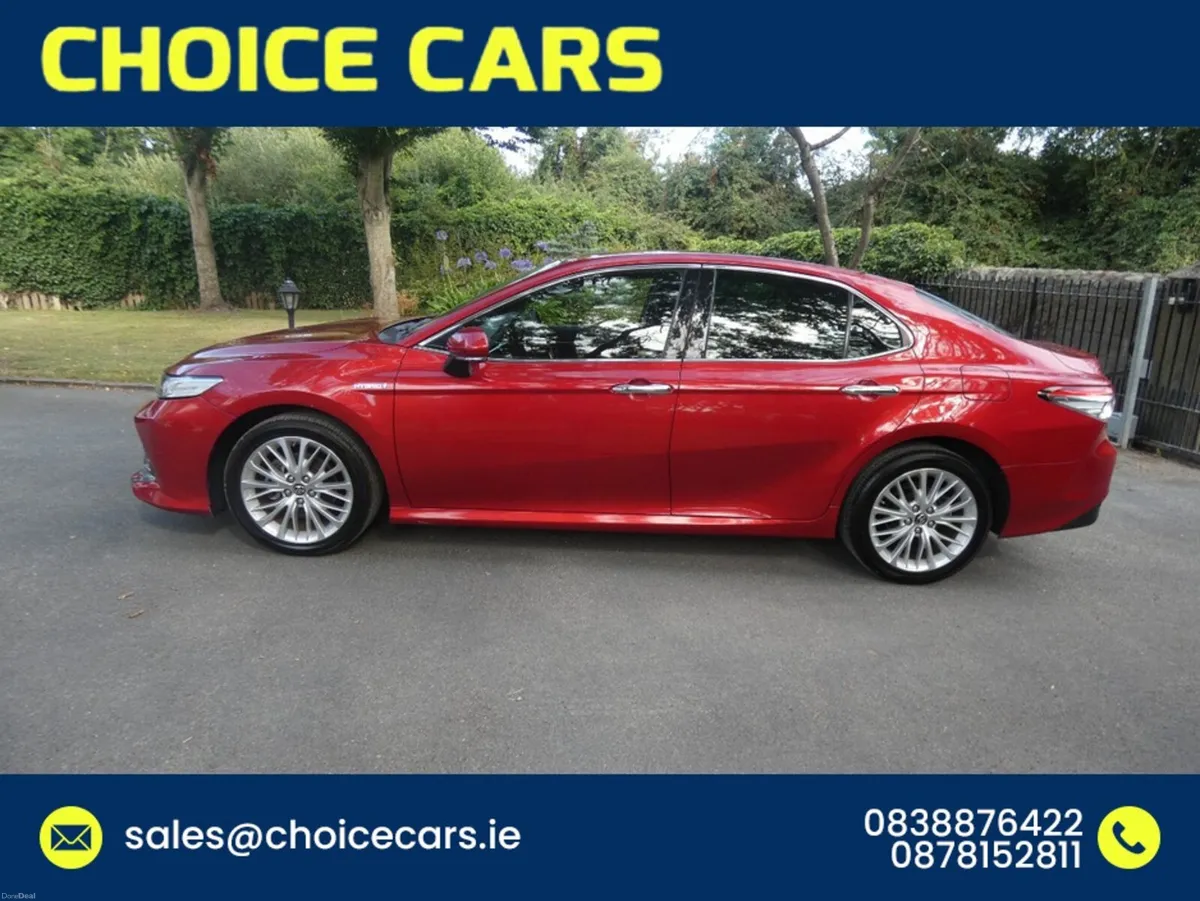 Toyota Camry 2.5 AUTO HYBRID FULL LEATHER - Image 3