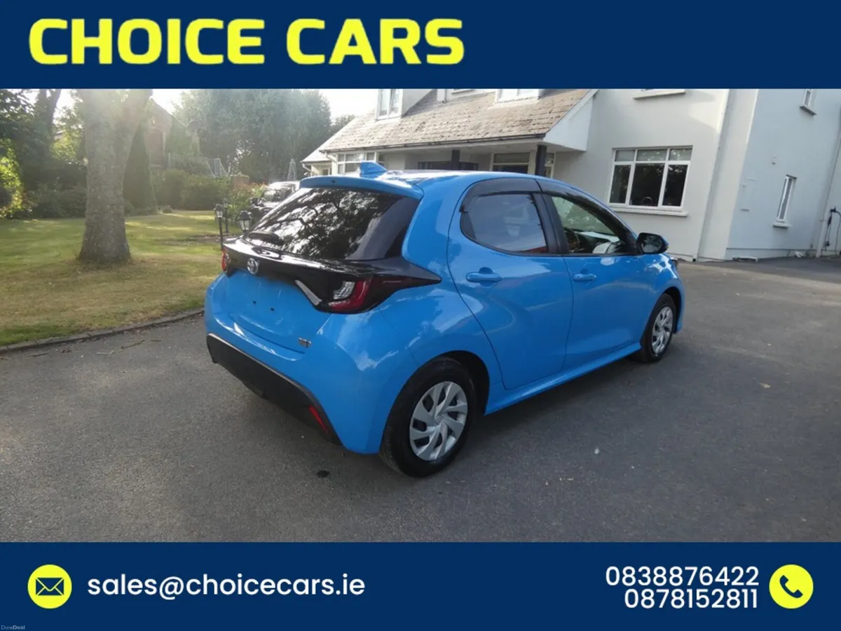 Toyota Yaris 1.5 AUTO HYBRID LOW MILEAGE - Image 5