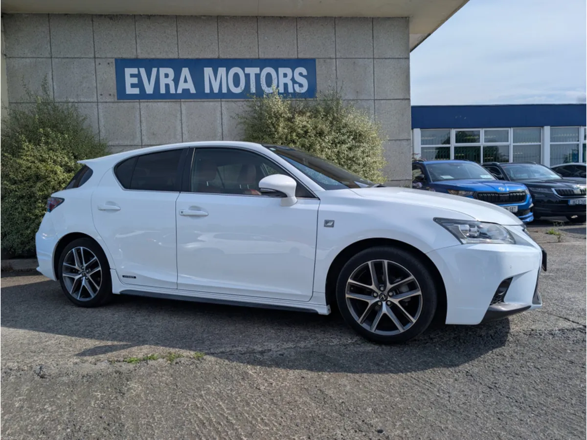 Lexus CT F-SPORT AUTOMATIC HYBRID 1.8 PETROL //FUL - Image 3