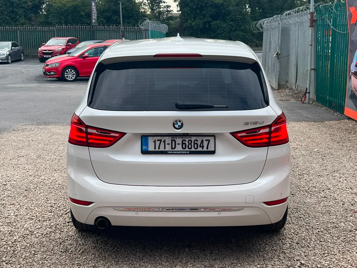 //2 SERIES LUXERY//FULL LEATHER//7 SEATER// - Image 6