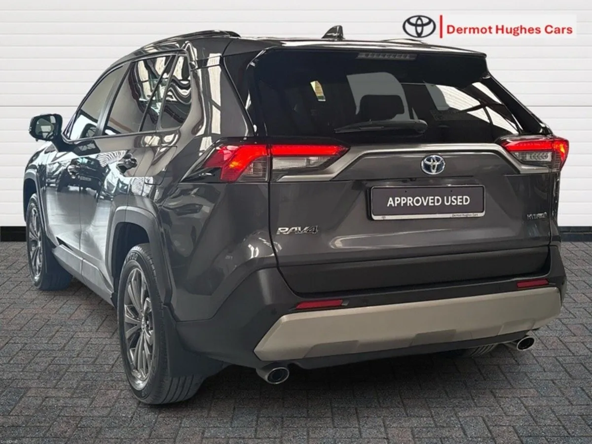 Toyota RAV4 HYBRID SOL 4DR AUTO - Image 2
