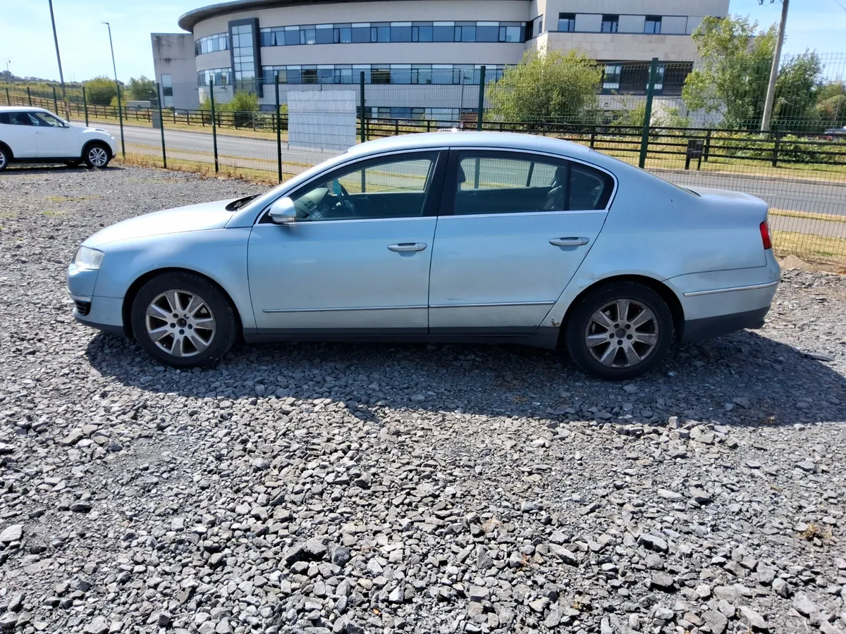Volkswagen Passat 2007 - Image 6
