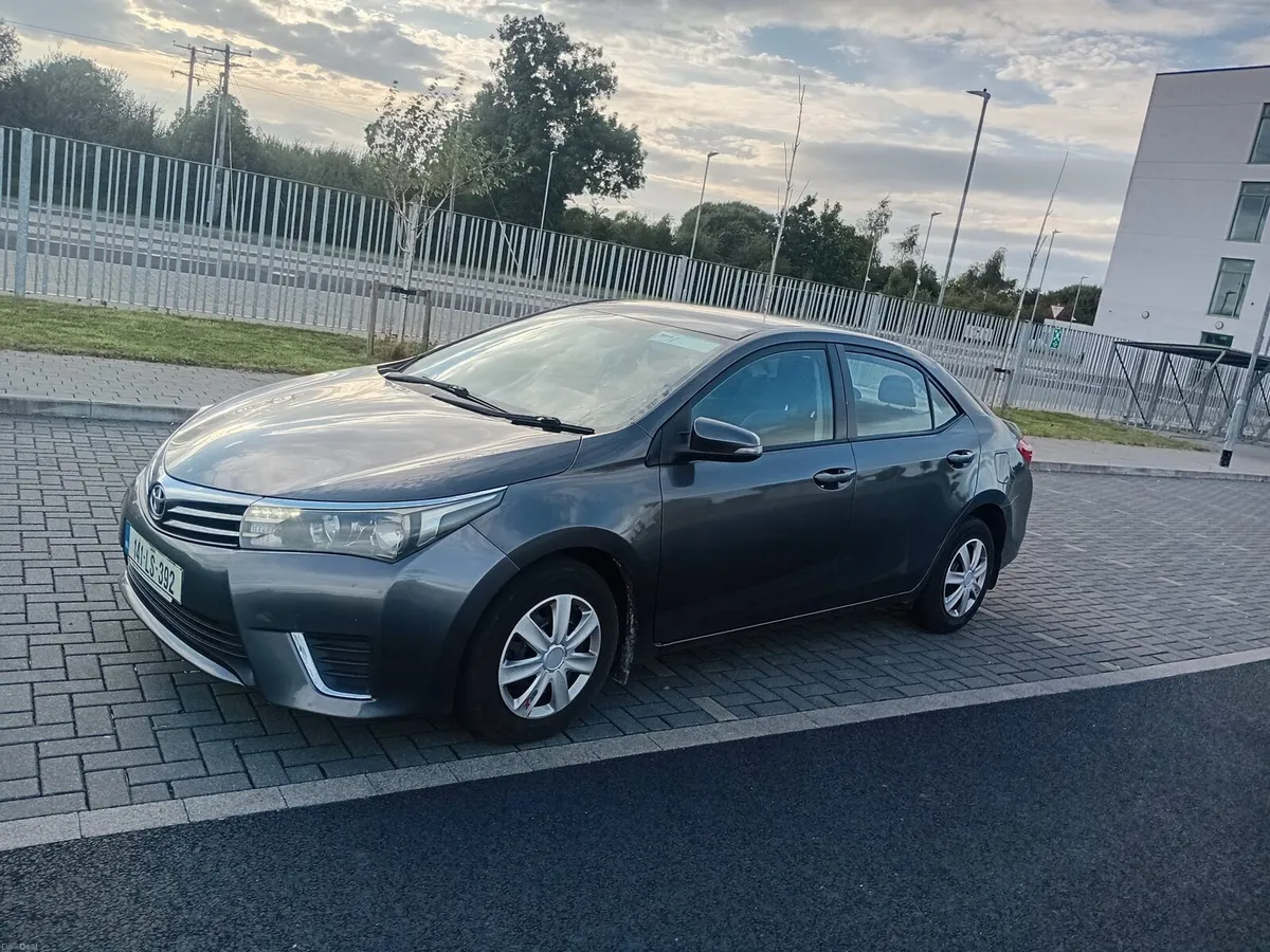 Toyota corolla 2014 long NCT and tax!! - Image 3