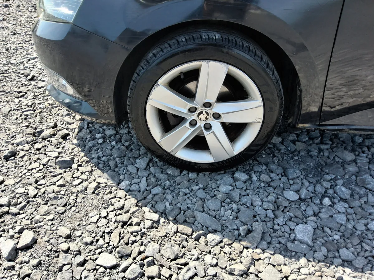 Skoda Fabia 2016 - Image 5