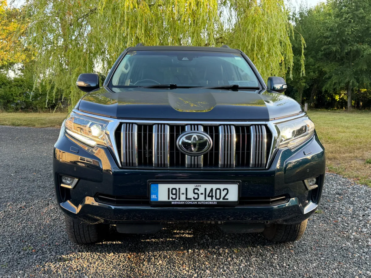 Toyota Land Cruiser Business Edition 1 Owner 7 Sea - Image 5