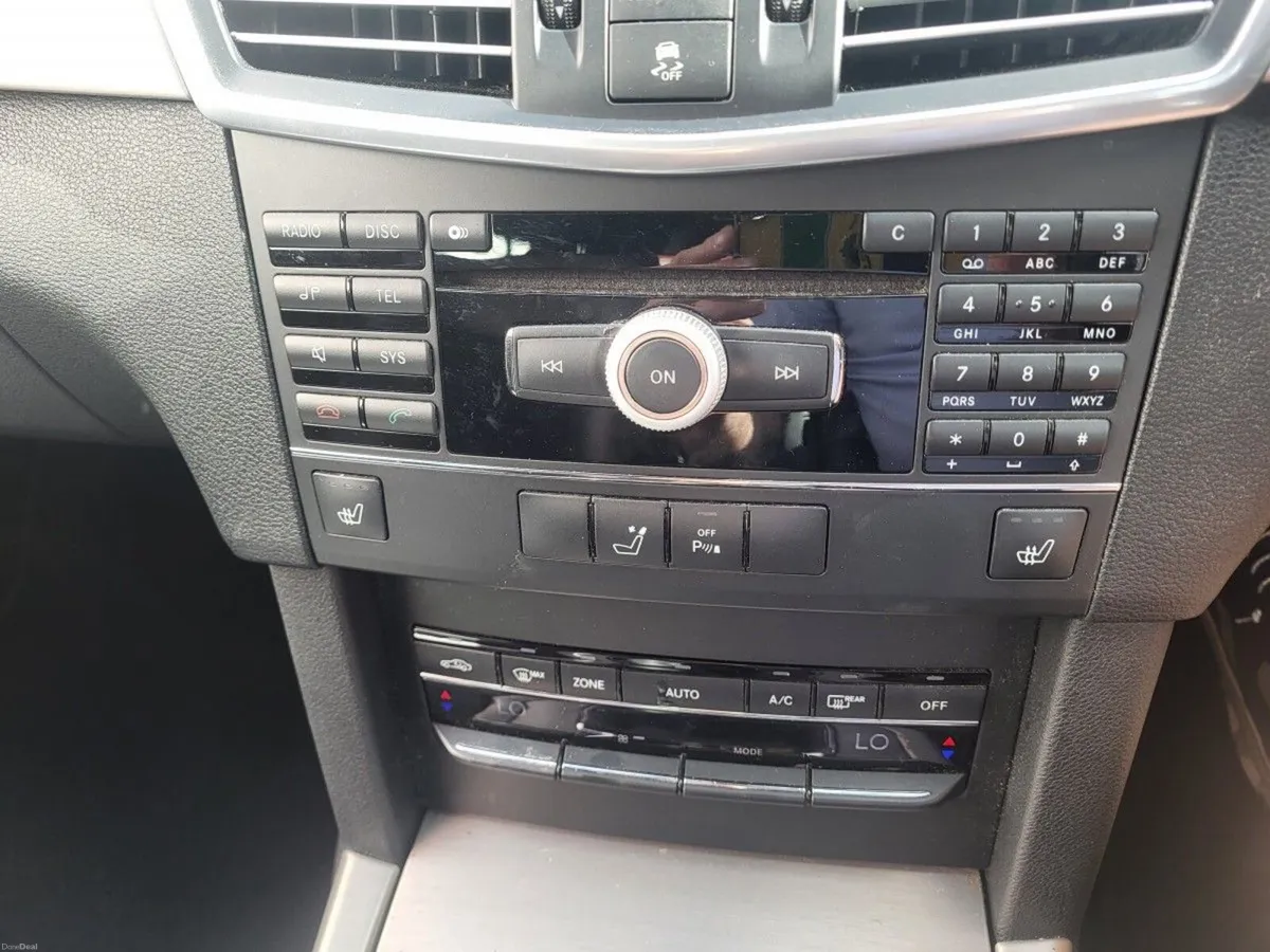 Mercedes-Benz E-Class E 200 CDI BlueEfficiency Ava - Image 4