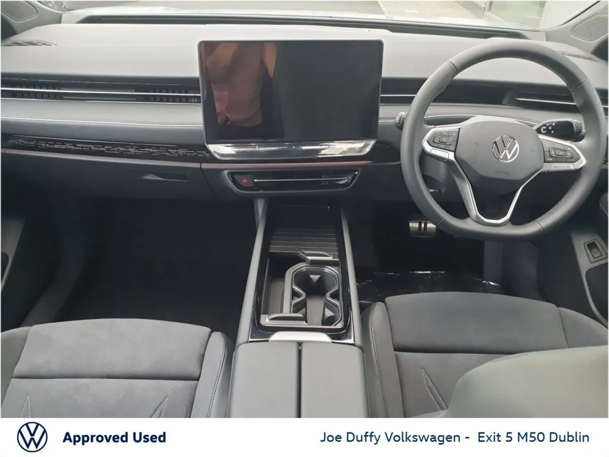 Volkswagen ID.7 PURE PLUS 59KWH 204HP - Image 2