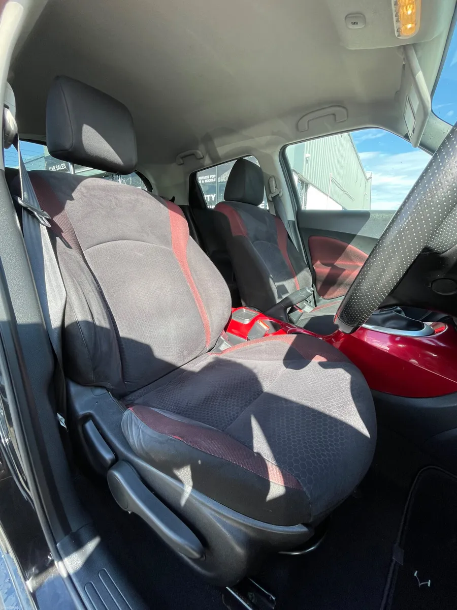 Nissan Juke 2011 1.6 Petrol Manual - Image 6