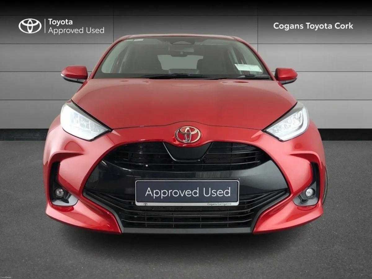 Toyota Yaris Hybrid Luna Sport - Image 5