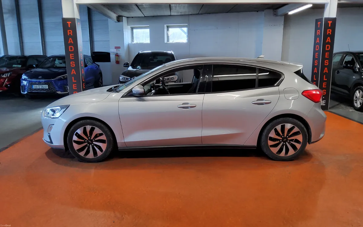 Ford Focus 2019 - Image 5