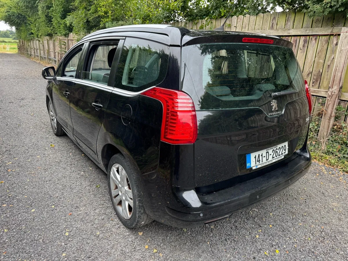 Peugeot 5008 7 seater - Image 3