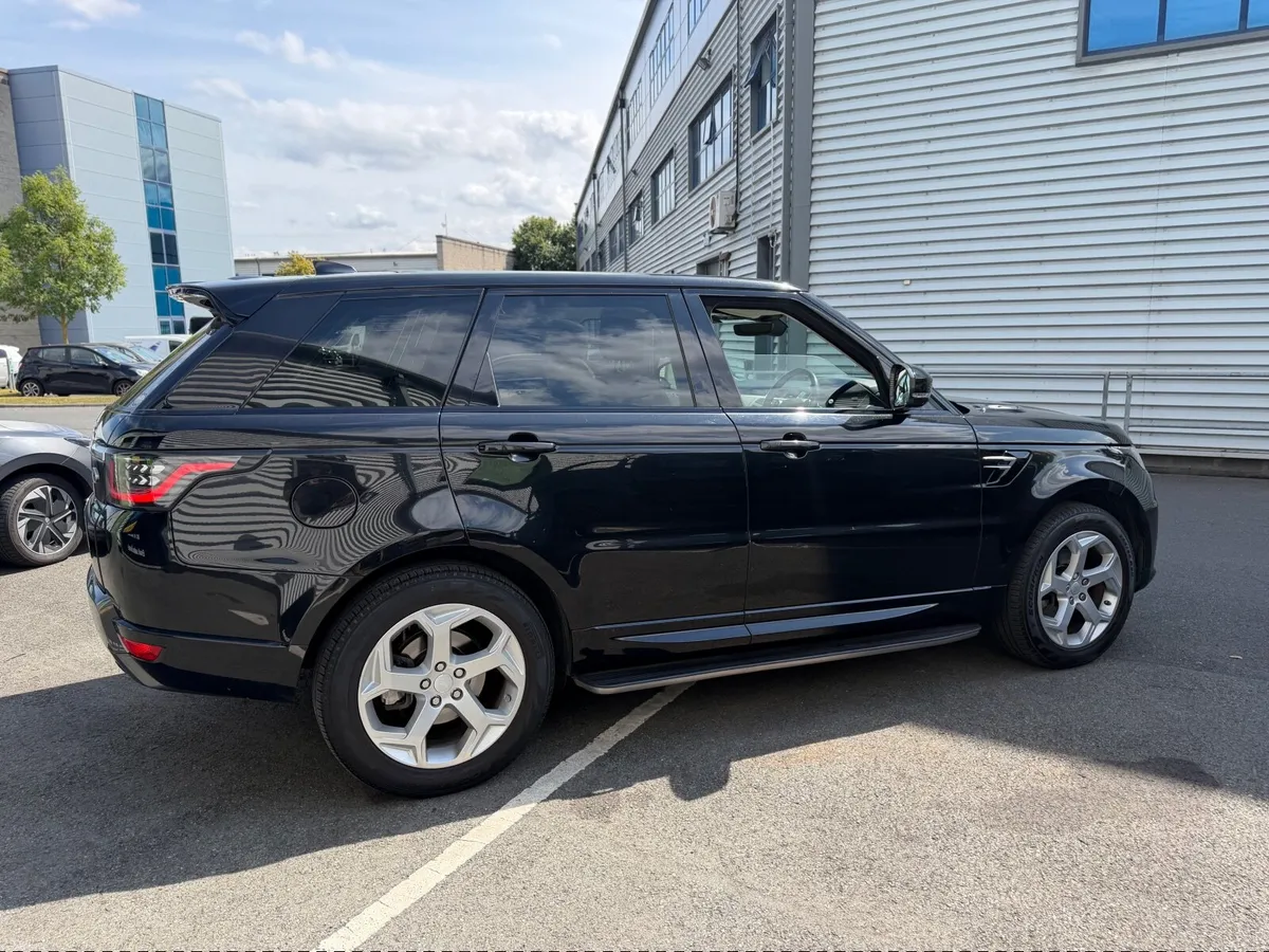 Land Rover Range Rover Sport 2018 - Image 5