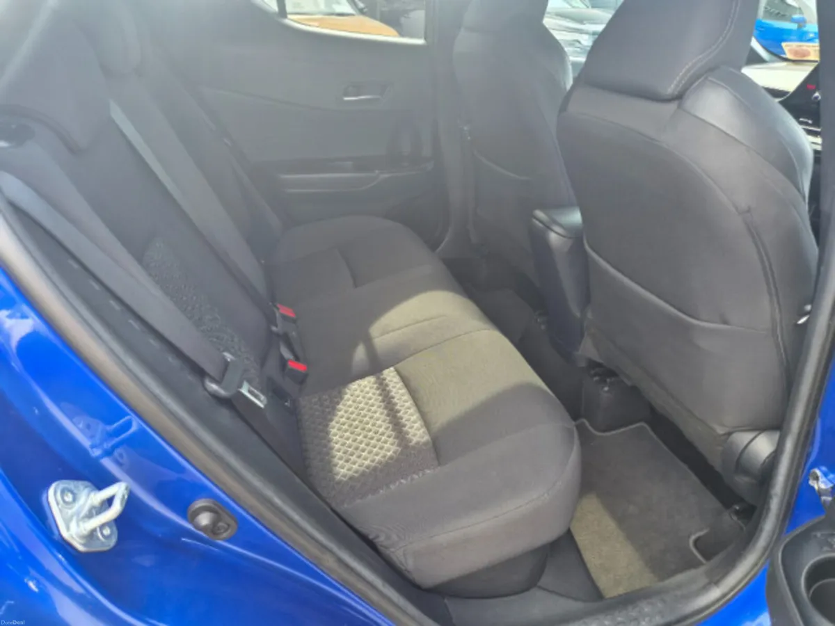 Toyota C-HR Hybrid Sport Auto - Image 5