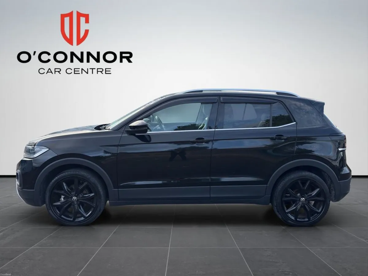 Volkswagen T-Cross Compact enough for the city. co - Image 3