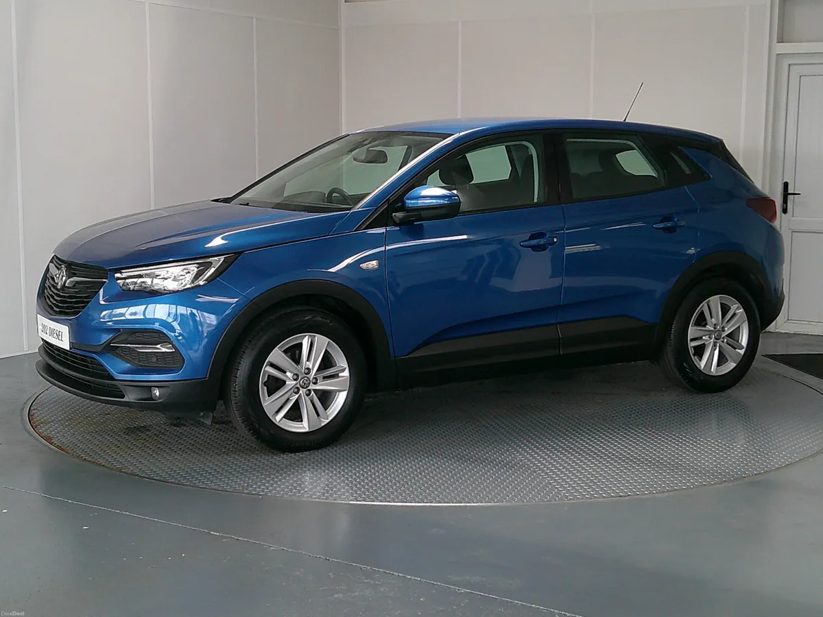 Vauxhall Grandland X 2020 - Image 3