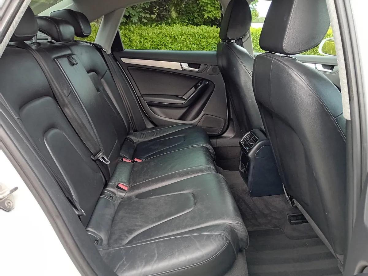 Audi A4 2015 - Image 4