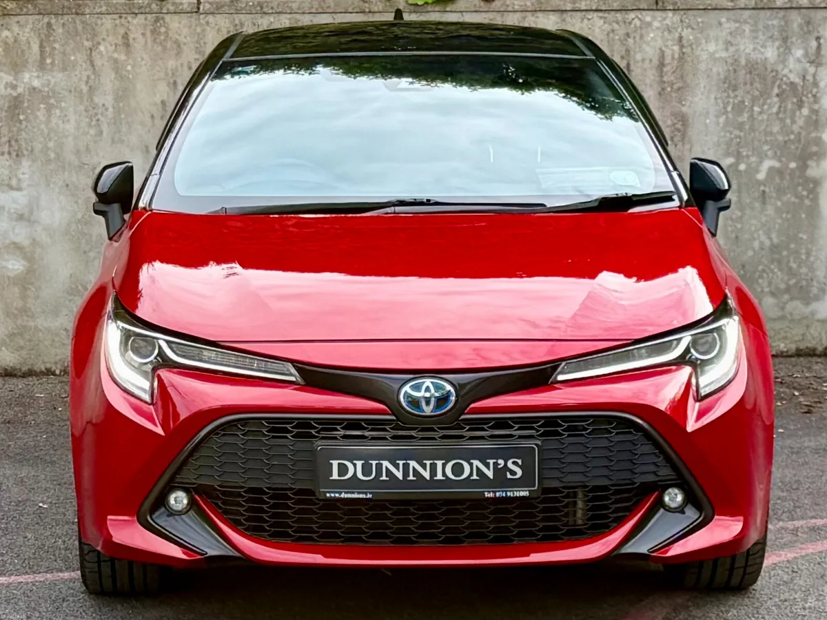 Toyota Corolla 2022 1.8 Hybrid Luna Sport - Image 2