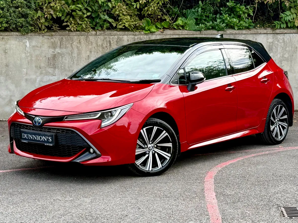 Toyota Corolla 2022 1.8 Hybrid Luna Sport - Image 4