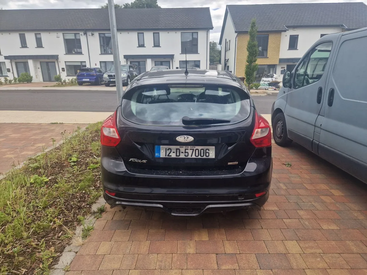 Ford Focus Zetec S 2012 *AS IS, NEEDS REPAIR* - Image 5