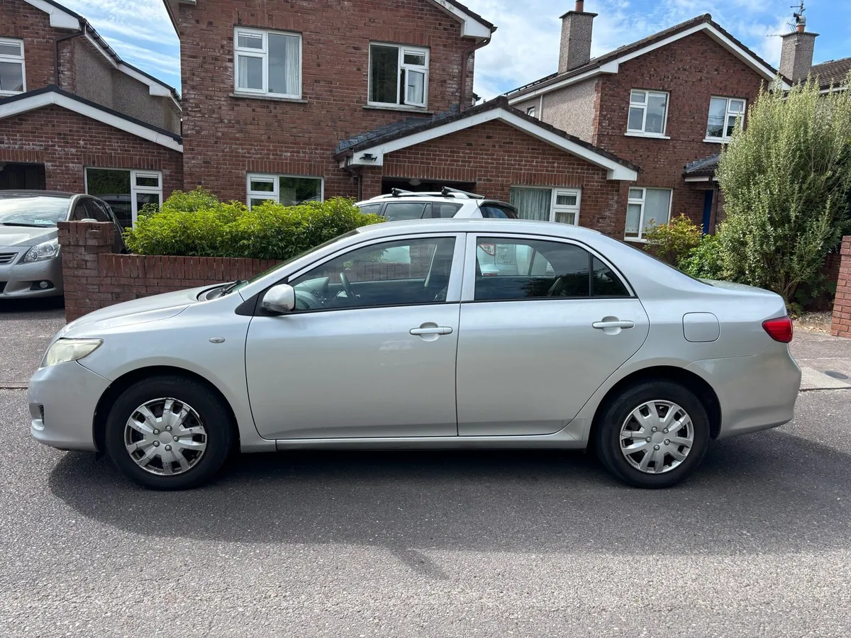 2010 Toyota Corolla Terra 1.4 petrol - Image 2