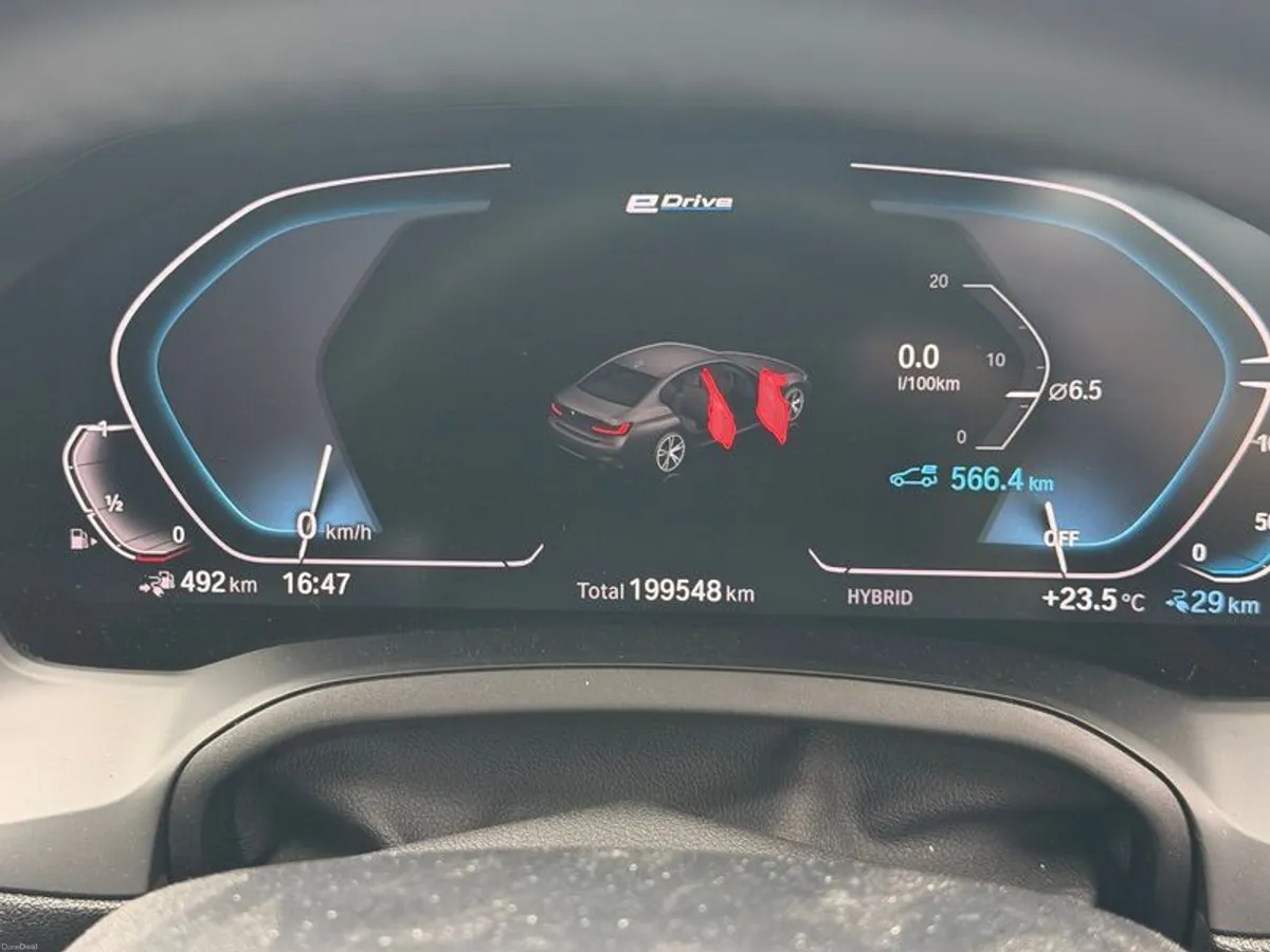 2019 BMW 3 Series - Image 2