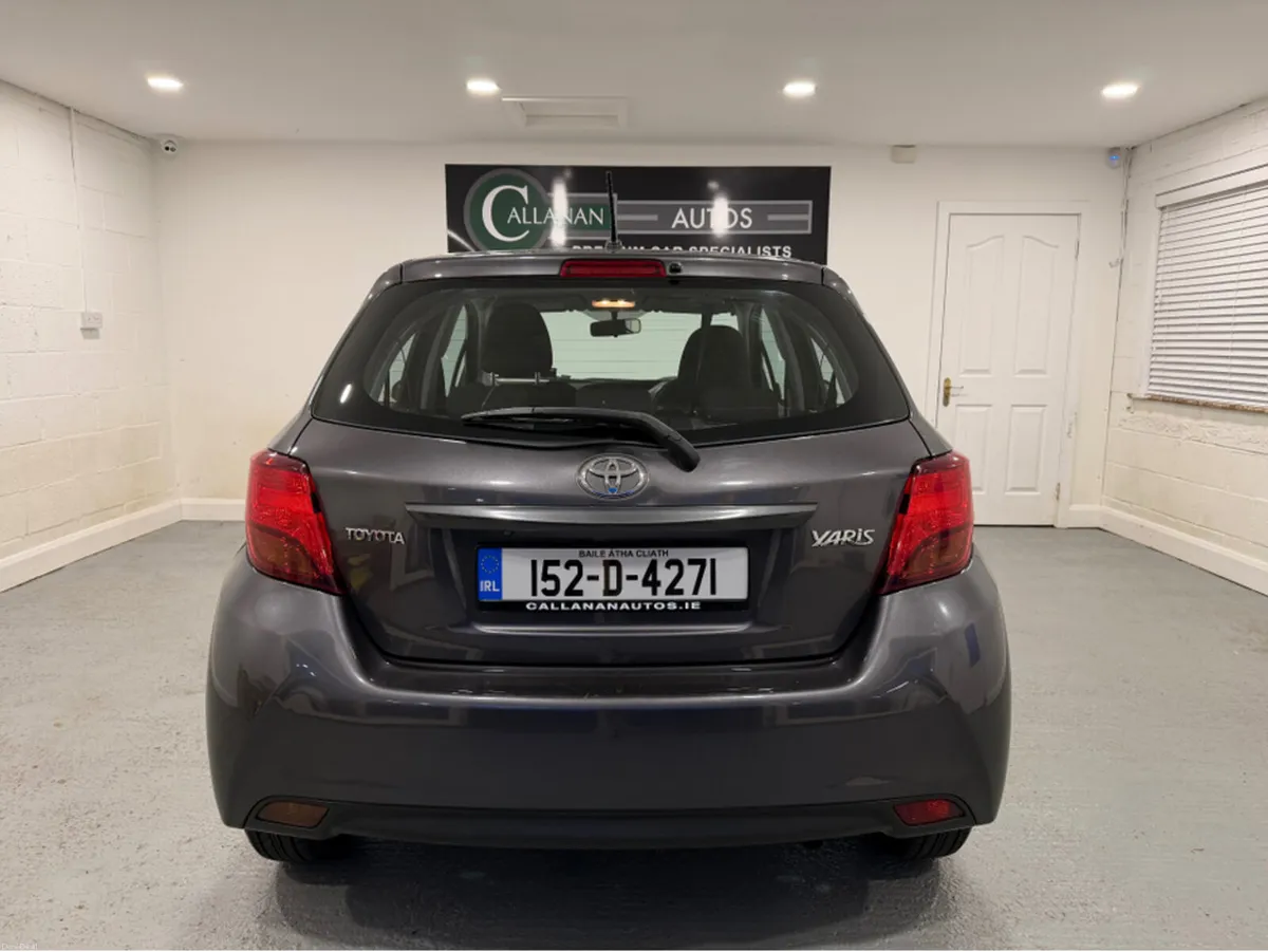 Toyota Yaris 1.0 5DR LUNA ***152 REG***PREMIUM CAR - Image 3