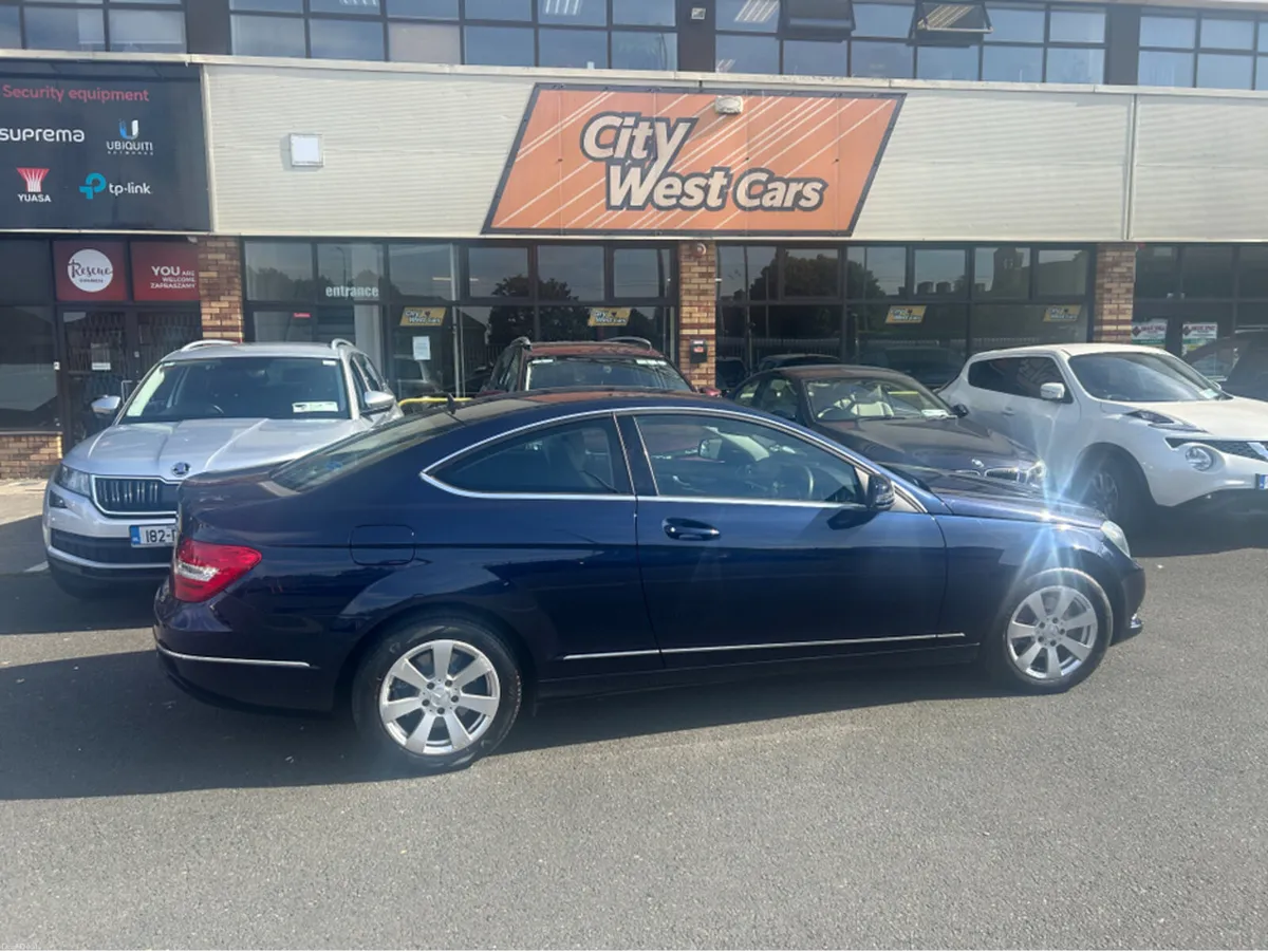 Mercedes-Benz C-Class C220 AUTO///65K WITH FULL ME - Image 1