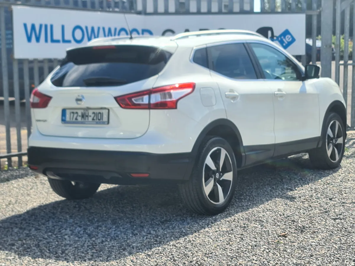 Nissan Qashqai 1.5dci SV connecta  2017 - Image 2