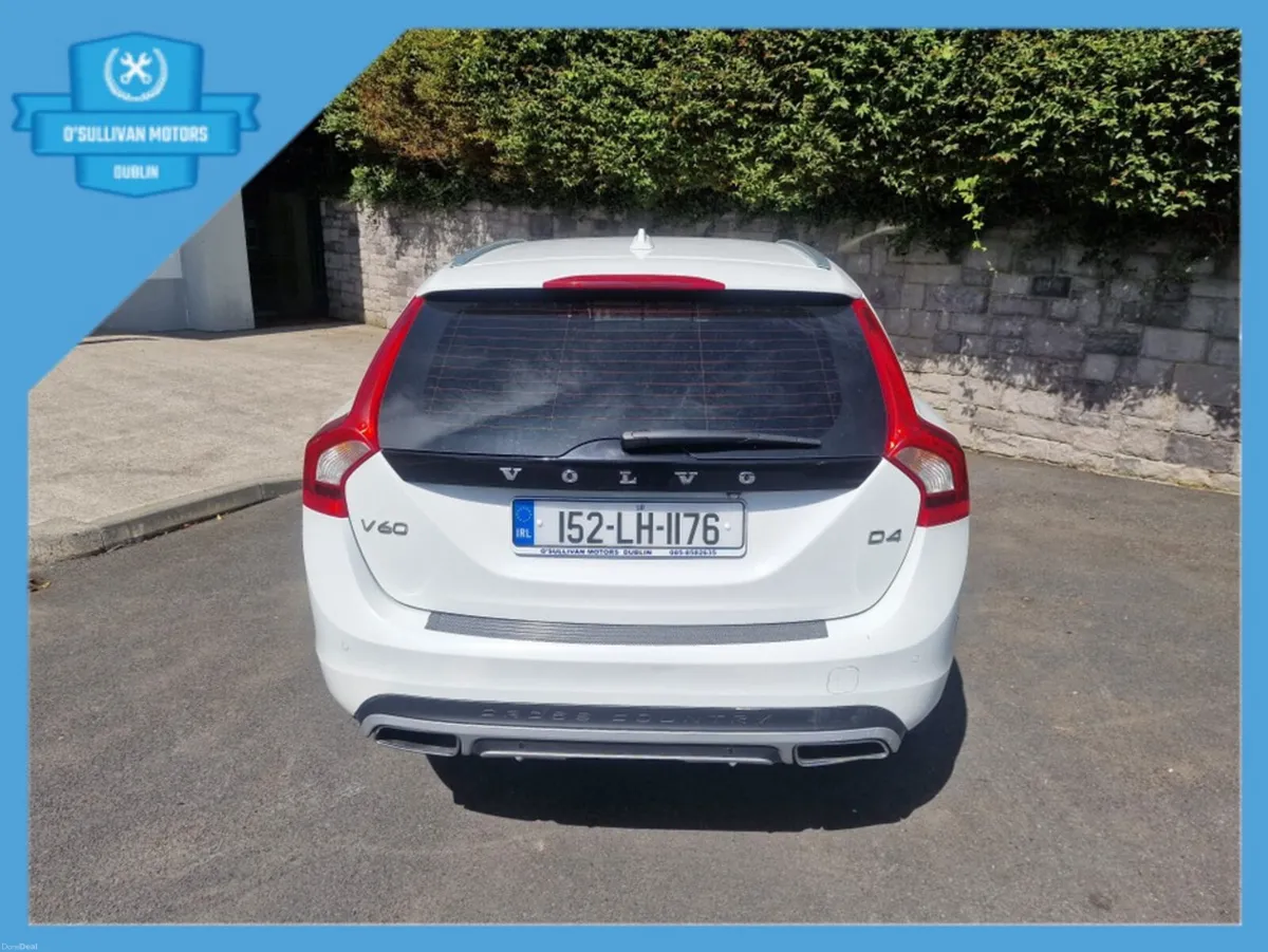 Volvo V60 / 2015 / 2.0 DIESEL / AUTOMATIC - Image 5