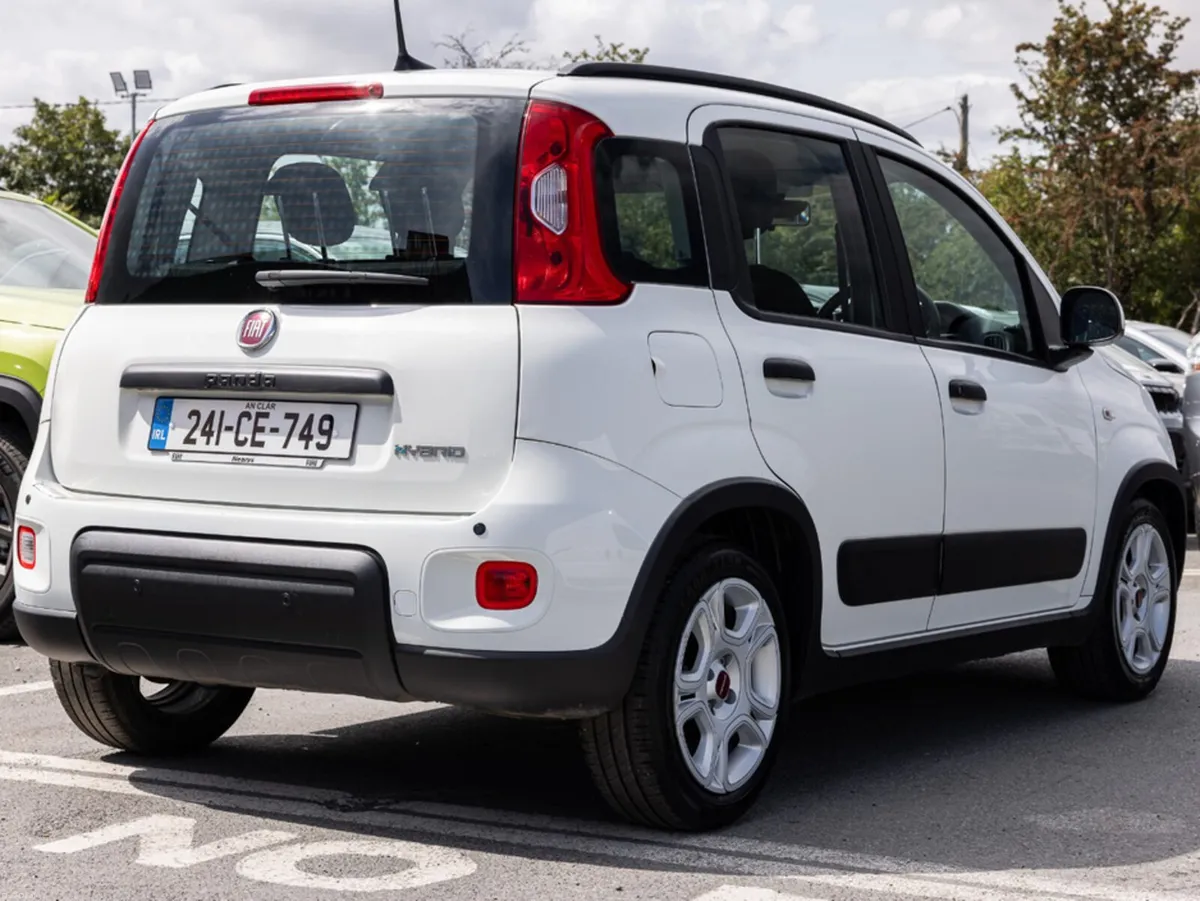 Fiat Panda 1.0 MHEV 5DR - Image 4