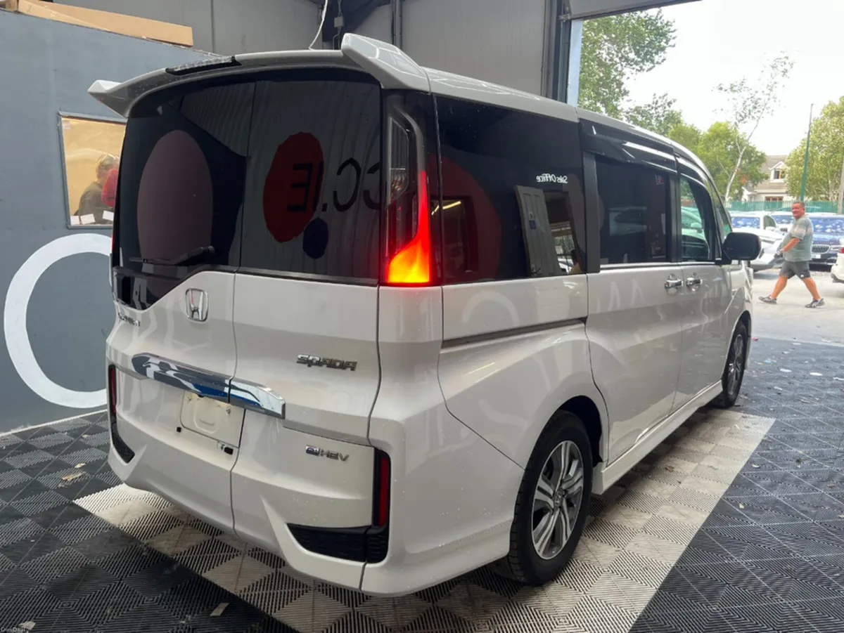 Honda Stepwagon 2021 HONDA STEPWAGON EHEV SPADA G - Image 3