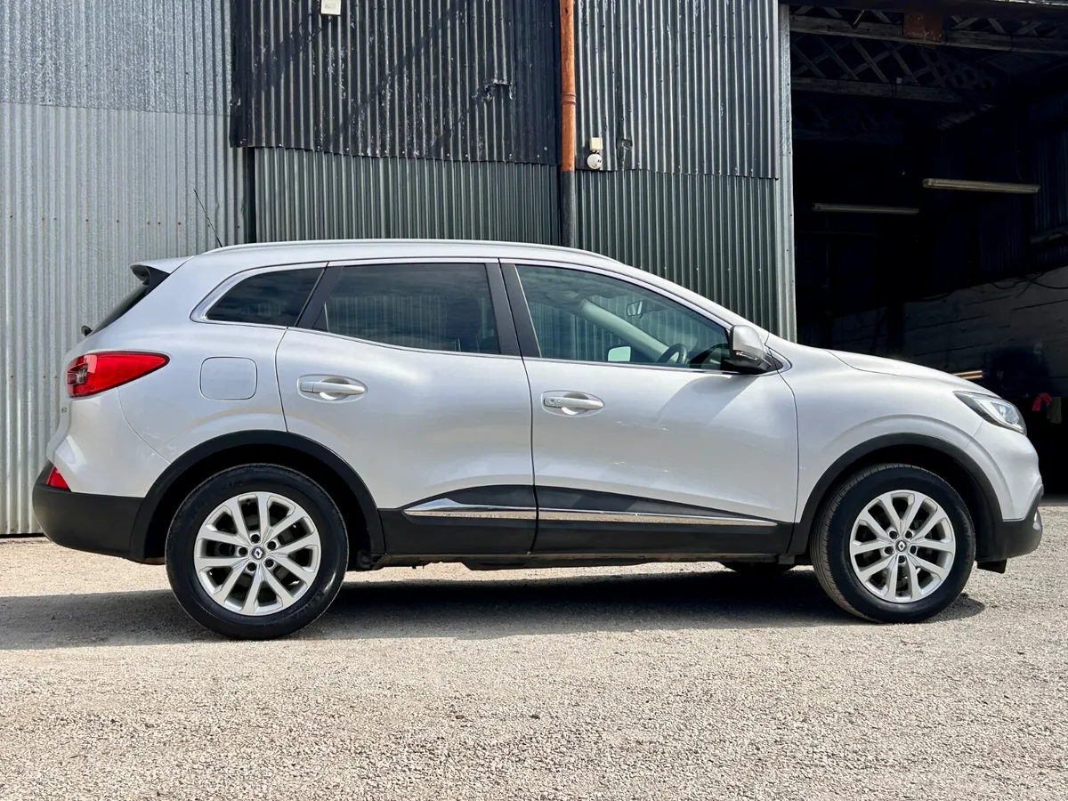 Renault Kadjar 2018 low mileage - Image 3