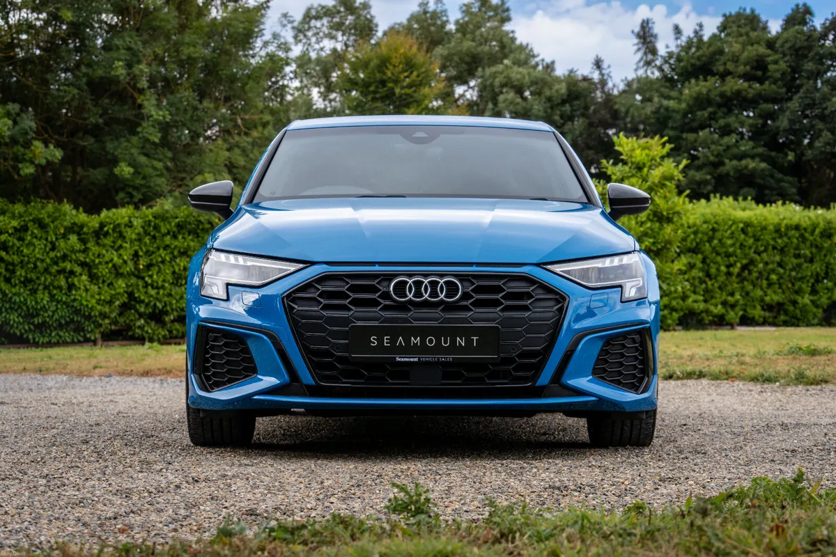 2023 Audi A3 1.4TFSIe 45 S-Line Competition - Image 6