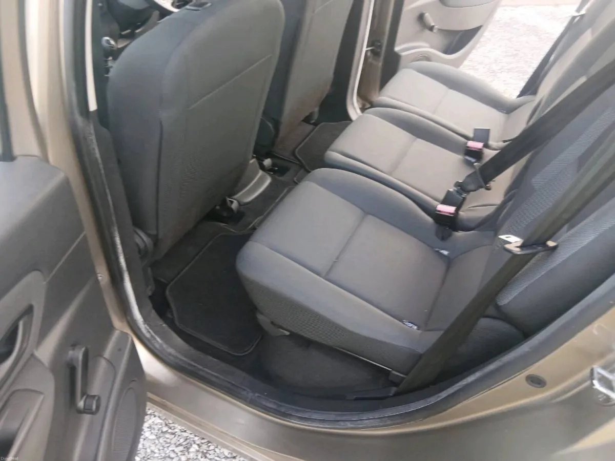 Renault megane scenic1.5 diesel 137klm nct/tax 1ow - Image 6