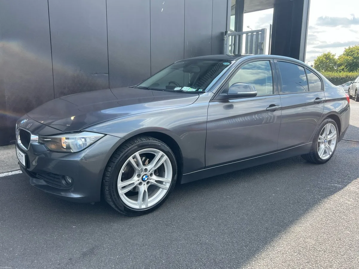 2015 BMW 3 seires (AUTO)(New NCT)! - Image 6