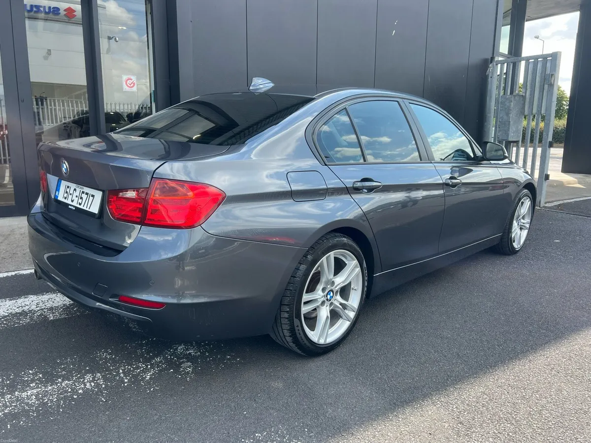 2015 BMW 3 seires (AUTO)(New NCT)! - Image 3