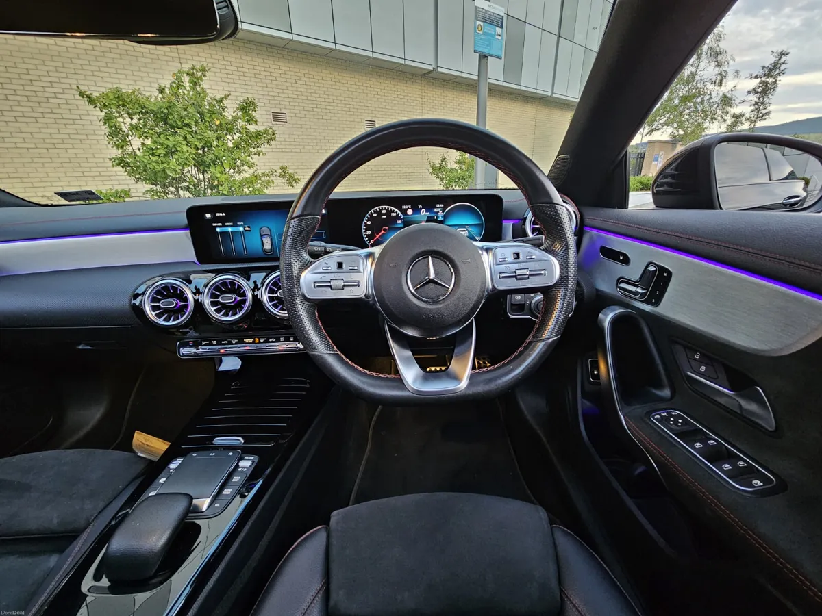 AMG PREMIUM + SUNROOF- SHOOTING BRAKE - Image 2
