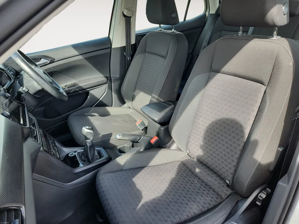 Volkswagen T-Cross 2022 - Image 4
