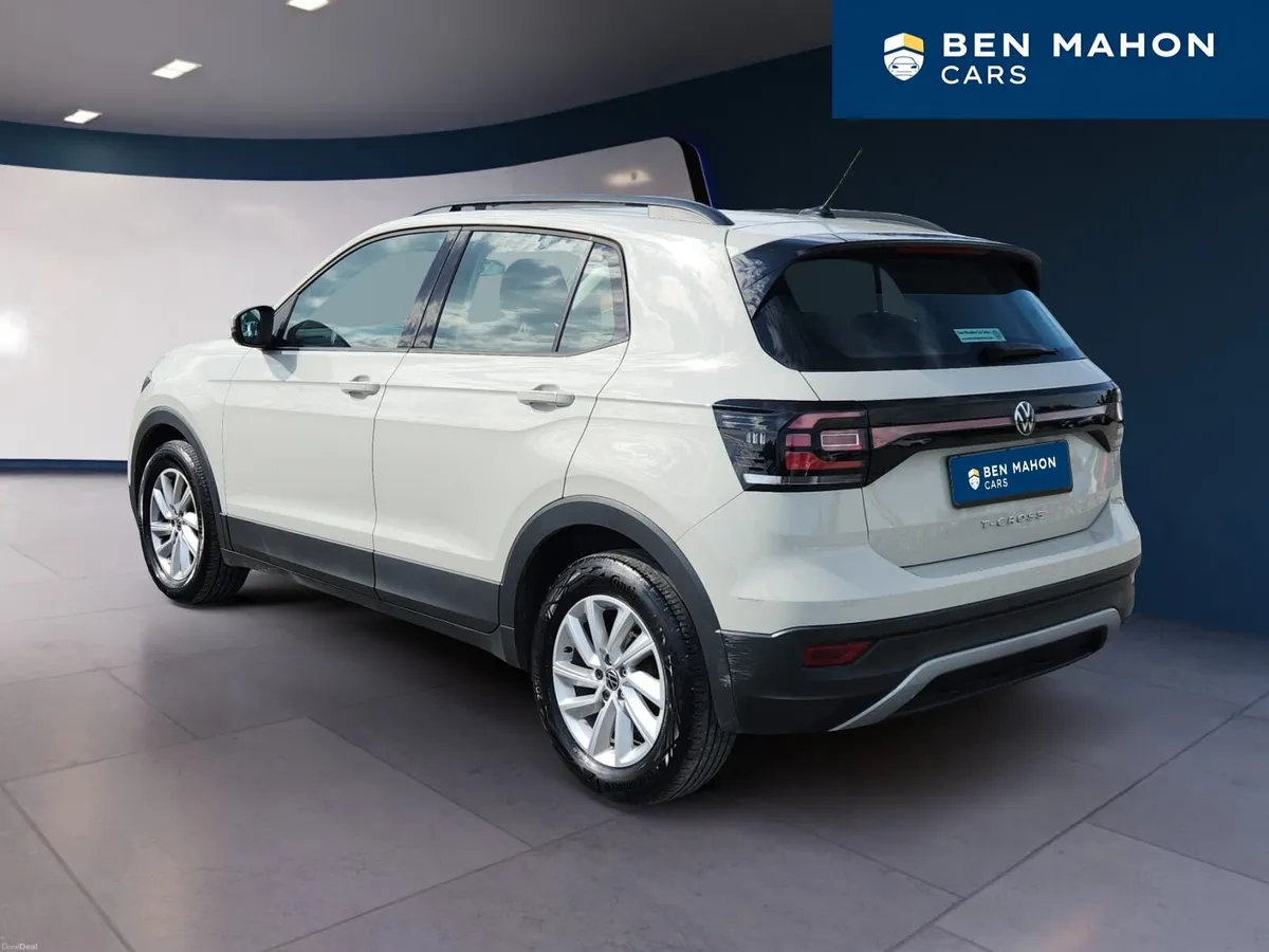 Volkswagen T-Cross 2022 - Image 6