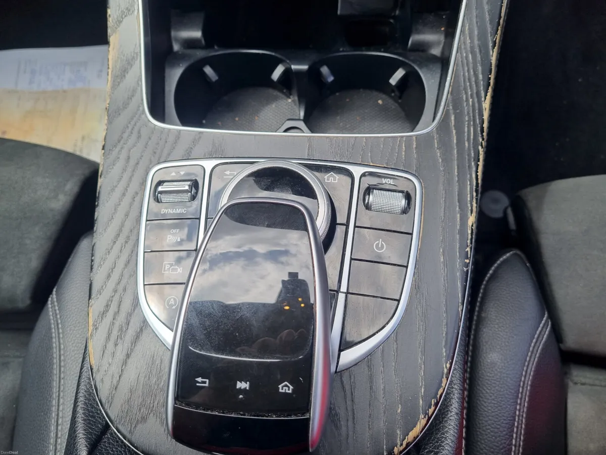 Mercedes-Benz E-Class 2019 - Image 6