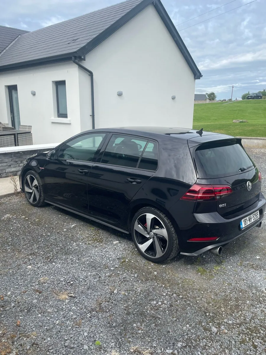 Volkswagen Golf GTI MK7.5 - Image 3