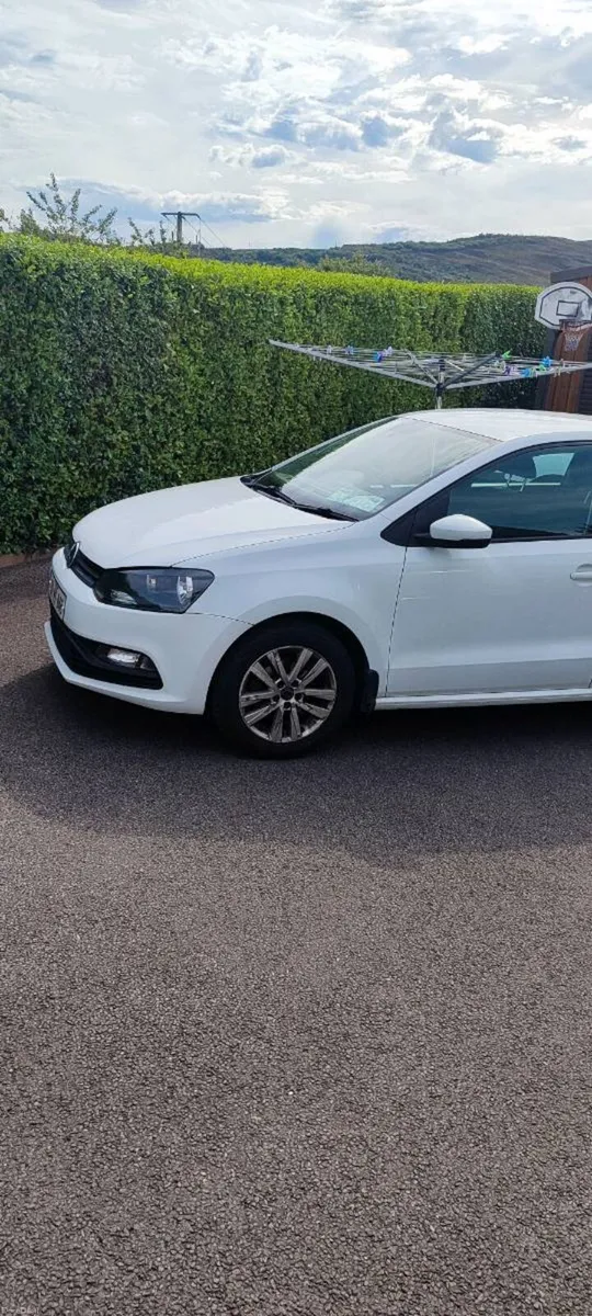 Volkswagen polo - Image 2