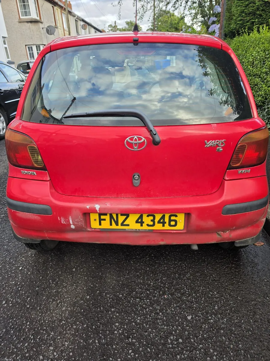 Toyota Yaris 2004 - Image 4